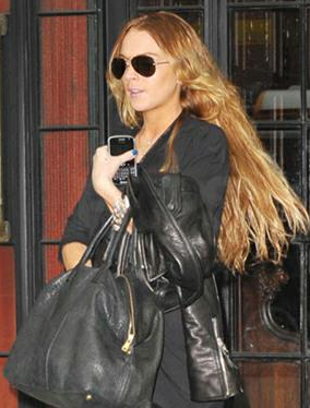 lINDSEY lOHAN yVES sAINT lAURENT EASY TOTE Yves Saint Laurent Easy